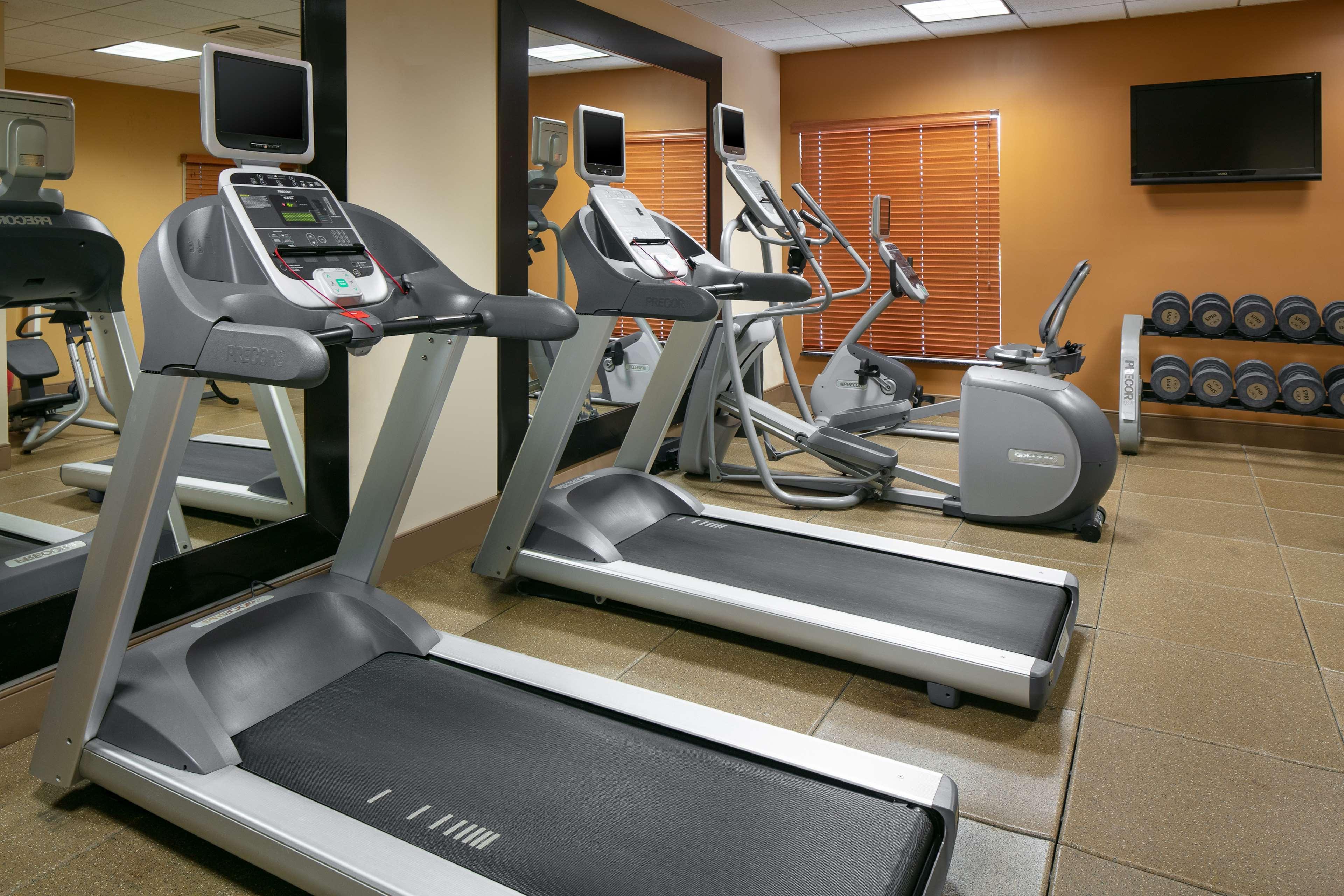 Hilton Garden Inn Omaha West Экстерьер фото