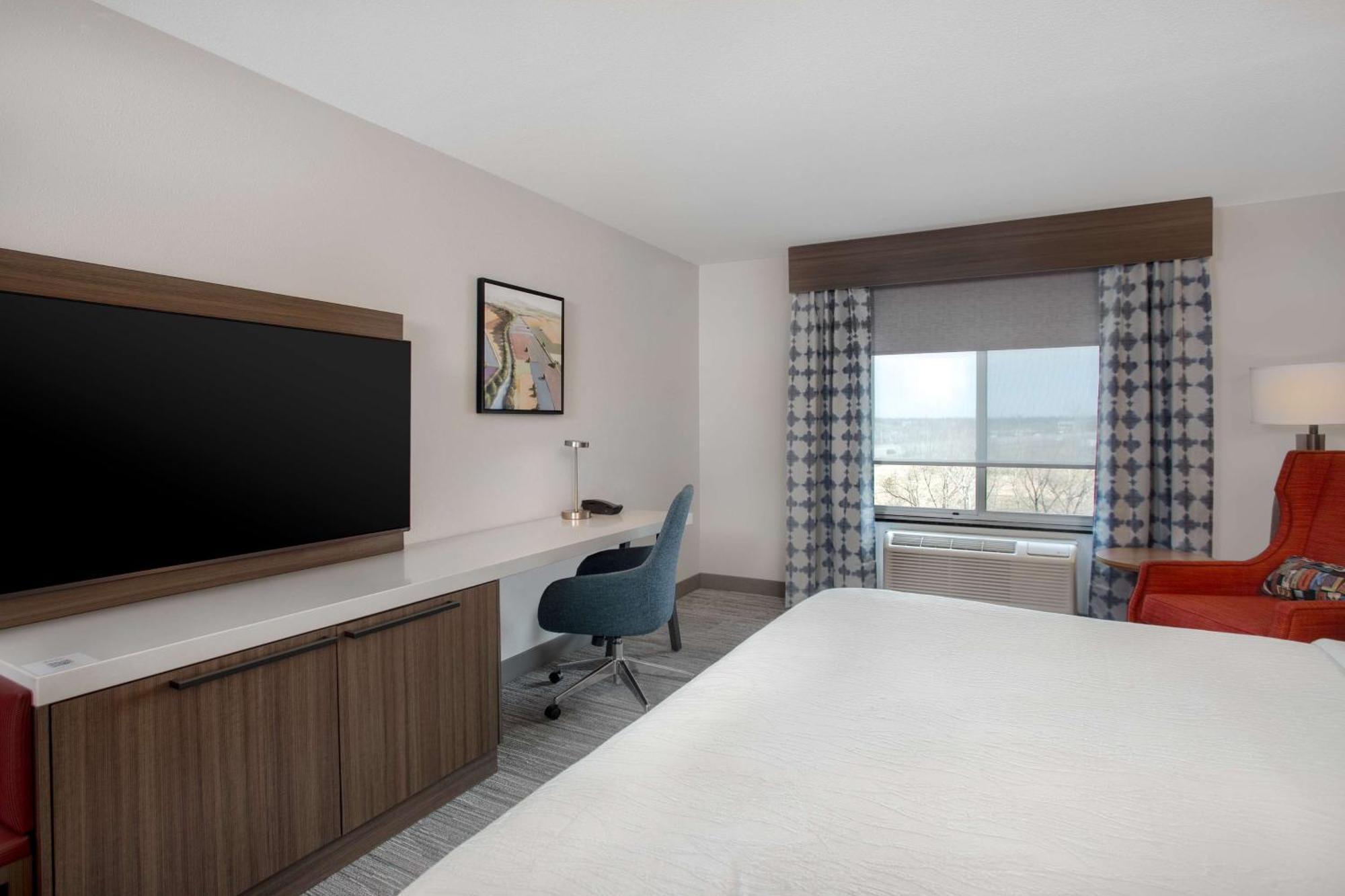 Hilton Garden Inn Omaha West Экстерьер фото