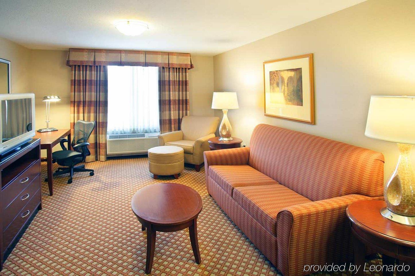 Hilton Garden Inn Omaha West Номер фото