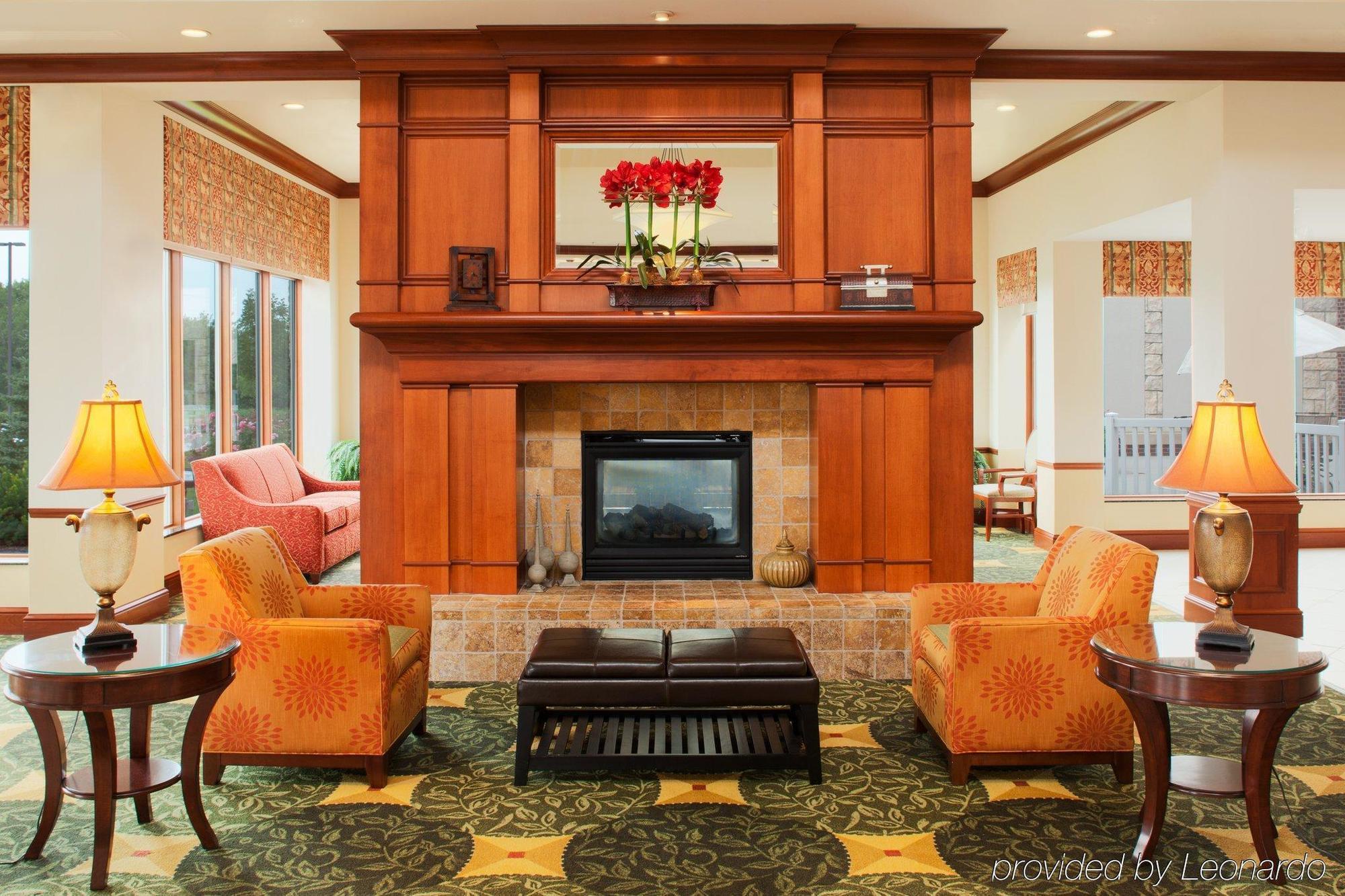 Hilton Garden Inn Omaha West Интерьер фото